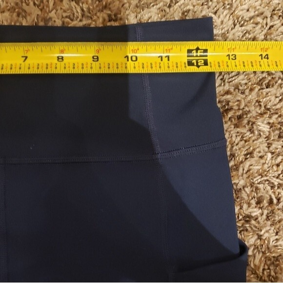 Fabletics PureLuxe High Waisted Capri Leggings Size XS - Picture 5 of 6